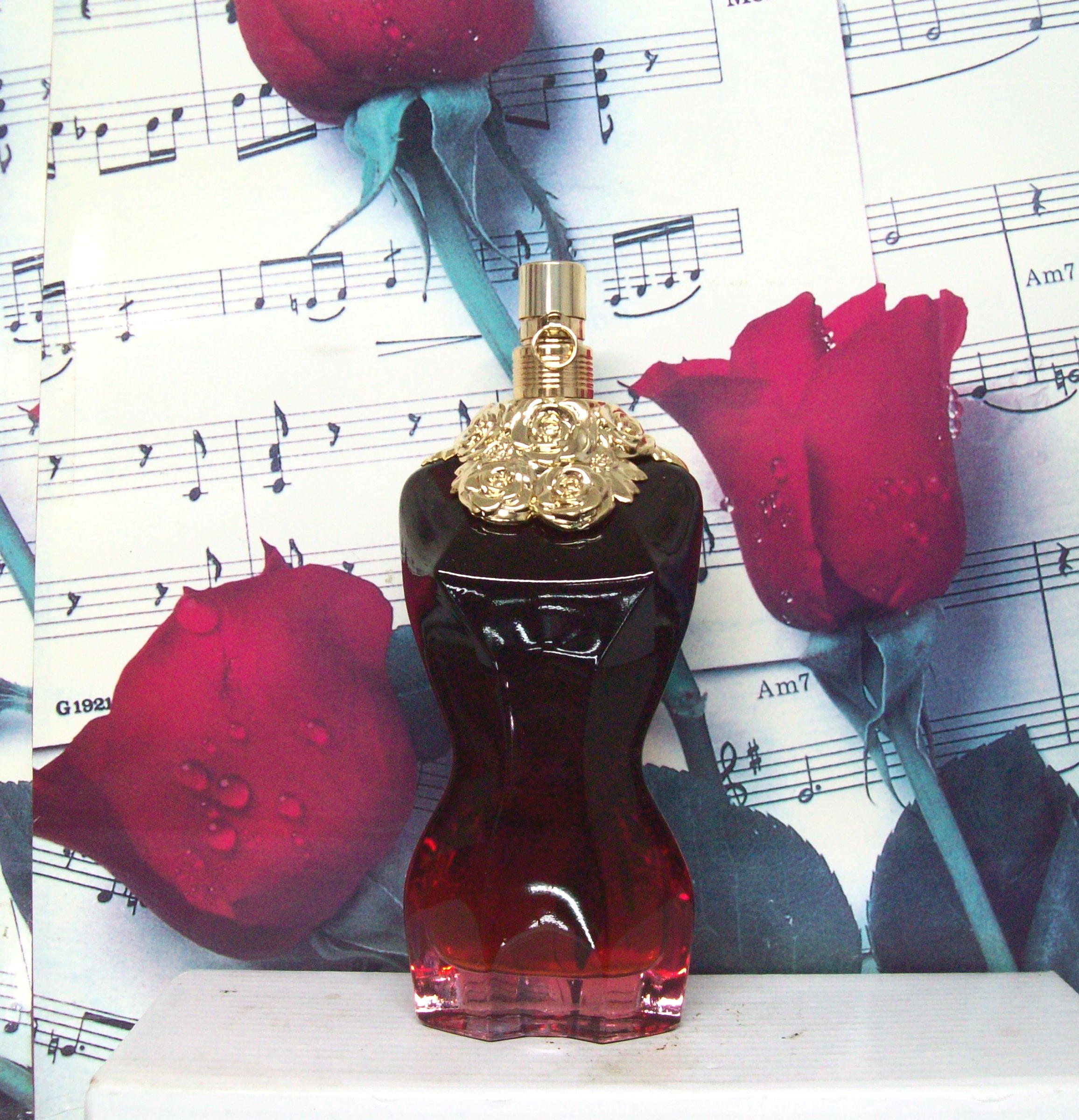 La Belle Le Parfum EDP 3.4 OZ Intense Spray bottle