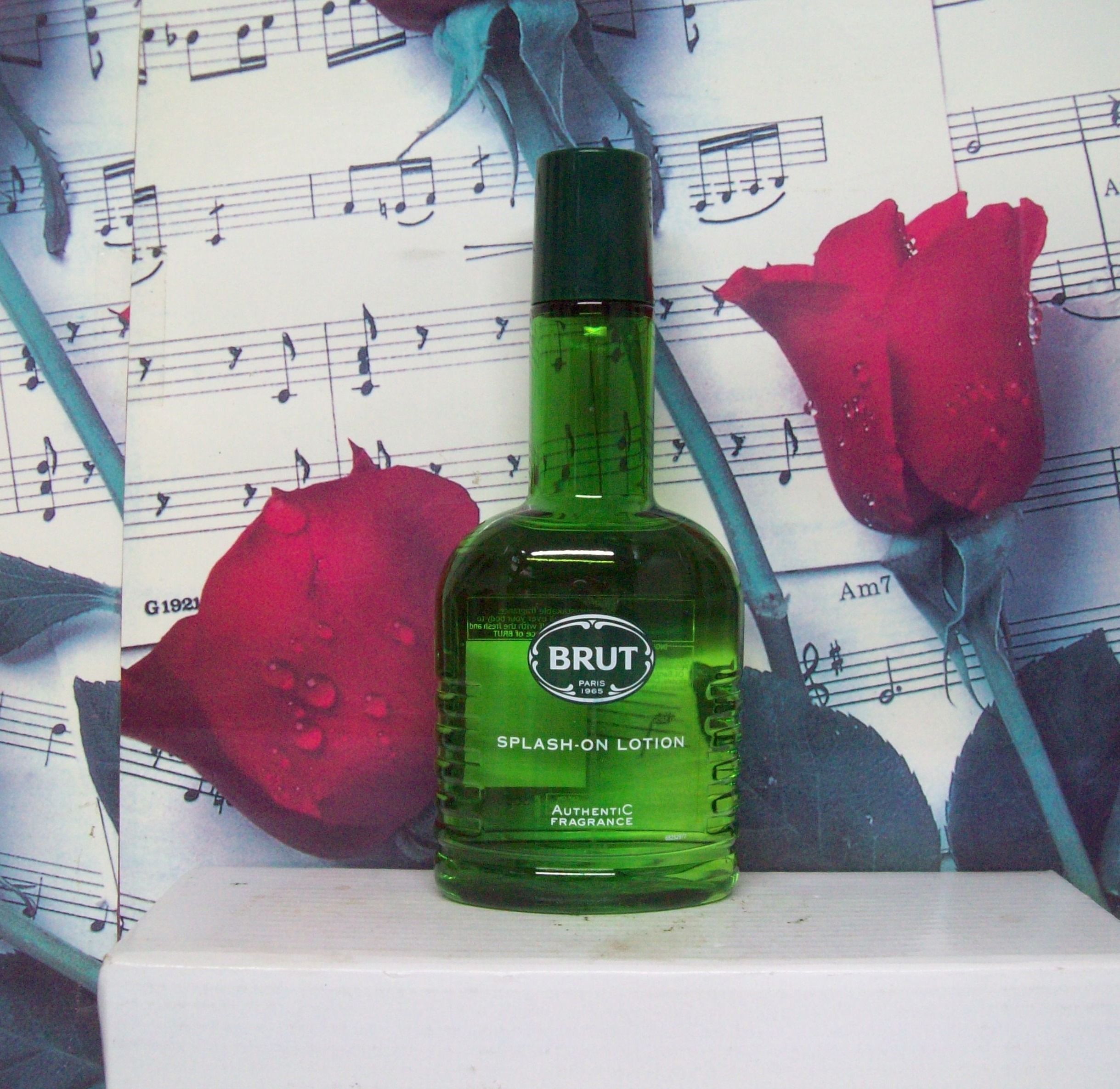 Brut 6.7 OZ Splash-On Lotion bottle