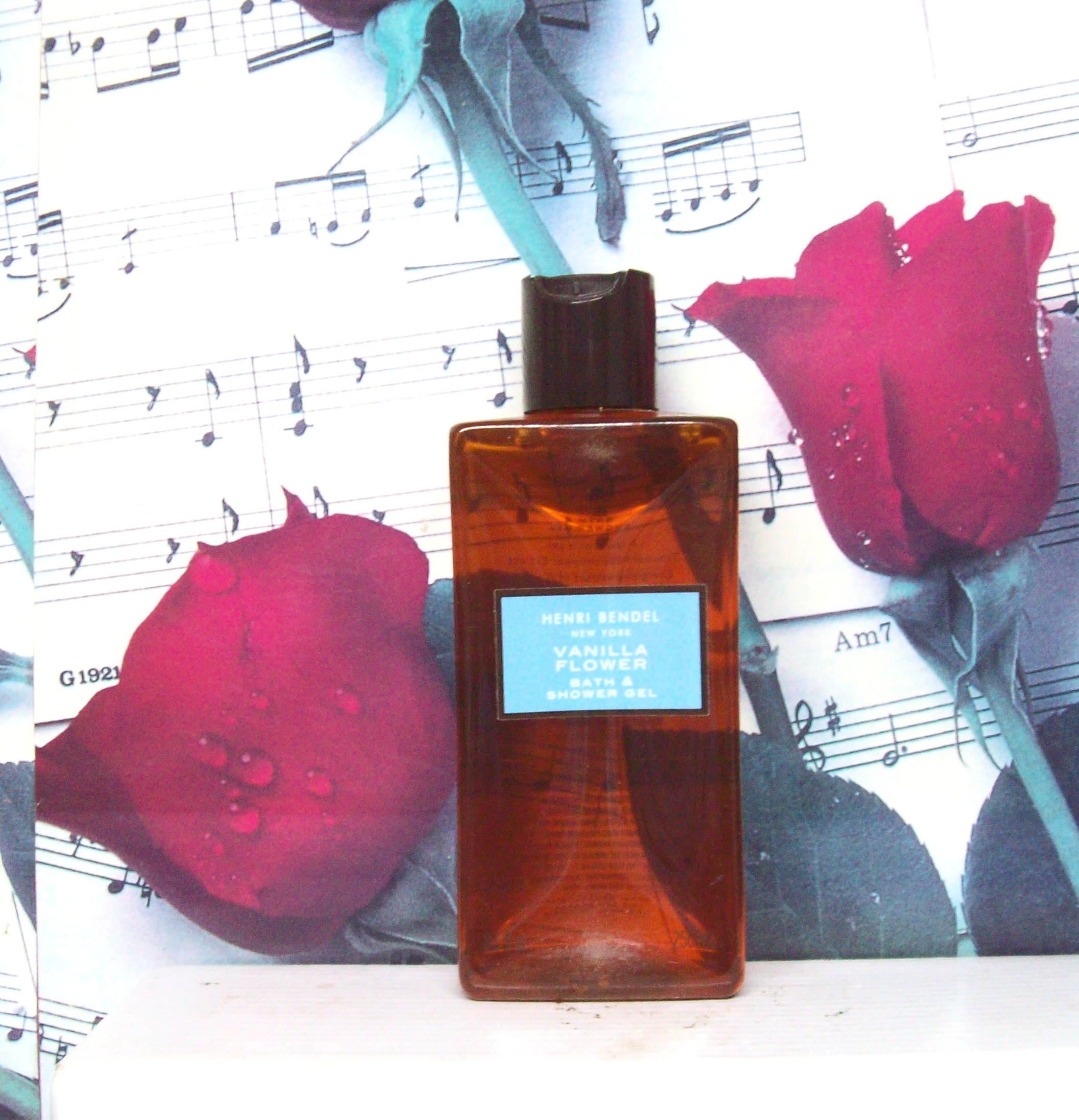 Vanilla Flower Bath & Shower Gel 8.5 OZ bottle