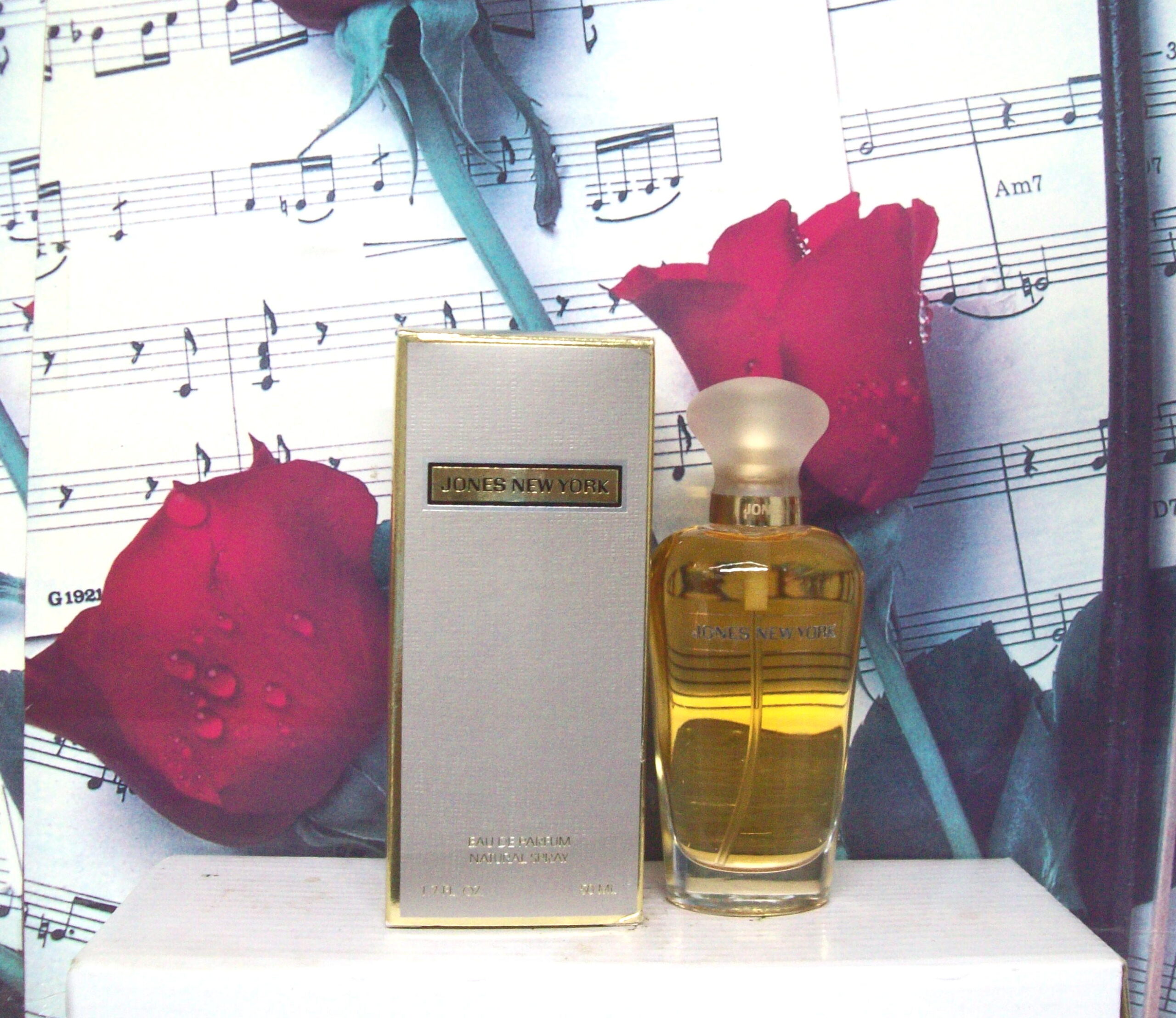 Jones New York Eau de Parfum 1.7 oz by Paul Sebastian bottle